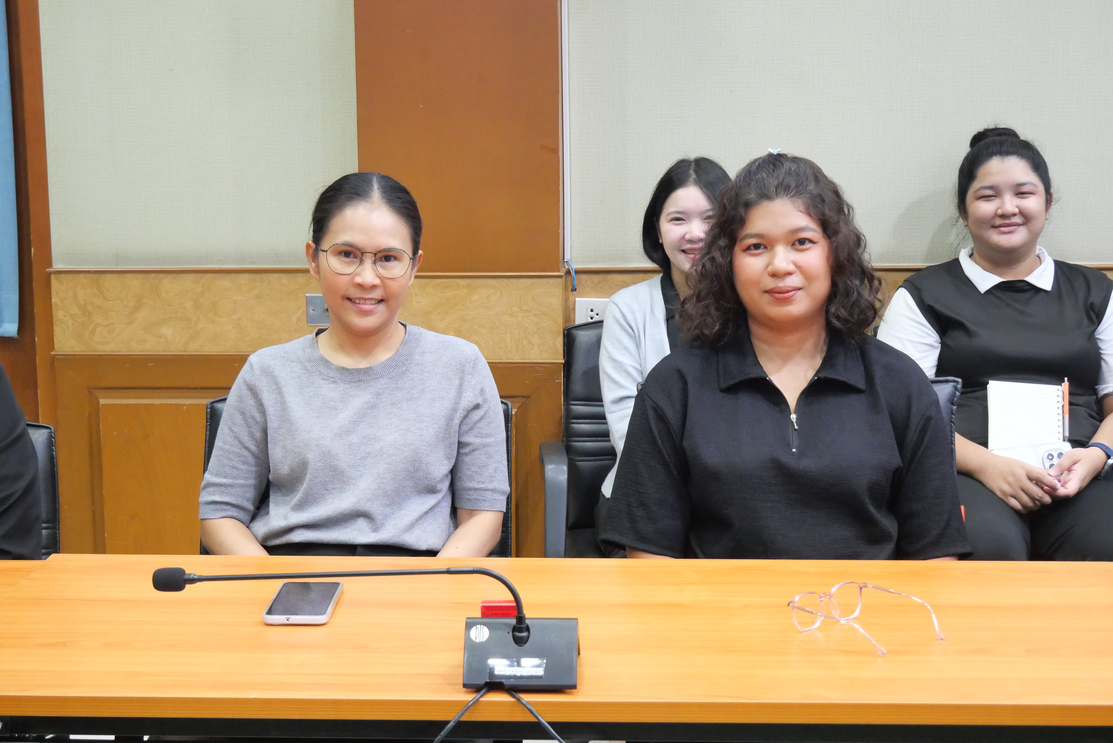 title - สำนักบริหารกองทุน ประชุมหารือและเสวนา “มองย้อนงานปีงบประมาณ 2569 ร่วมคิดวางแผนงานปีงบประมาณ 2570” 
